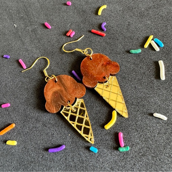 Chocolate Ice cream Earrings lightweight trendy Gold Earrings - Picture 3 of 10